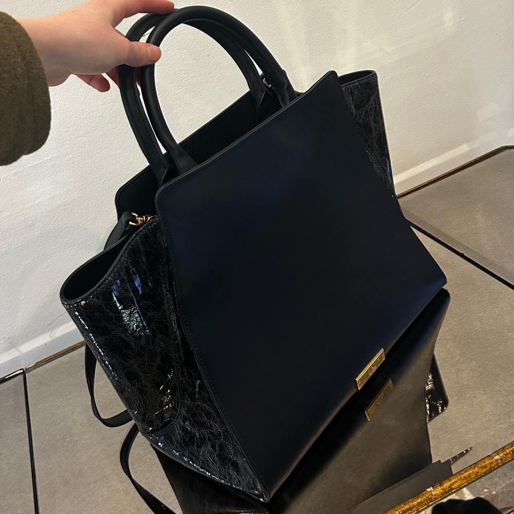 Elegant Black Handbag